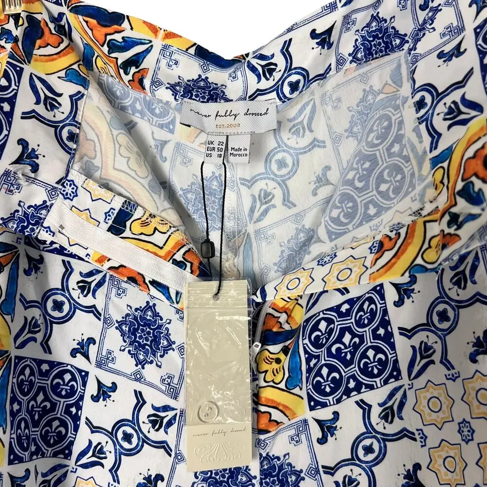 Never Fully Dressed Amalfi Tile Print High Rise Shorts Blue Yellow Boho Size 18 - Picture 5 of 10